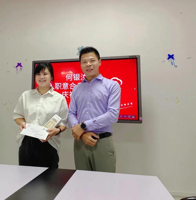 小姐姐入職意合云一周年啦！??！